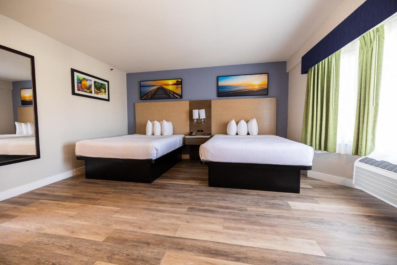 Days Inn By Wyndham Monterey Downtown Εξωτερικό φωτογραφία