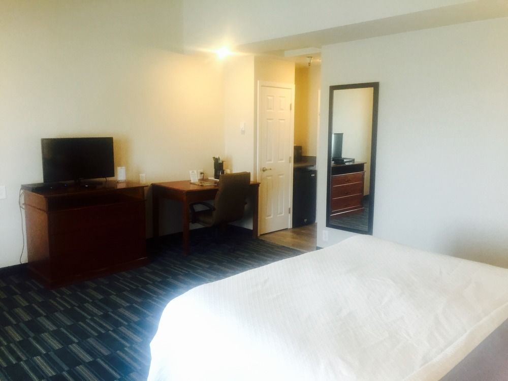 Days Inn By Wyndham Monterey Downtown Εξωτερικό φωτογραφία