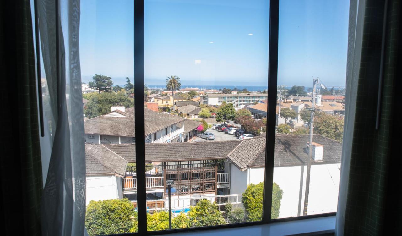 Days Inn By Wyndham Monterey Downtown Εξωτερικό φωτογραφία